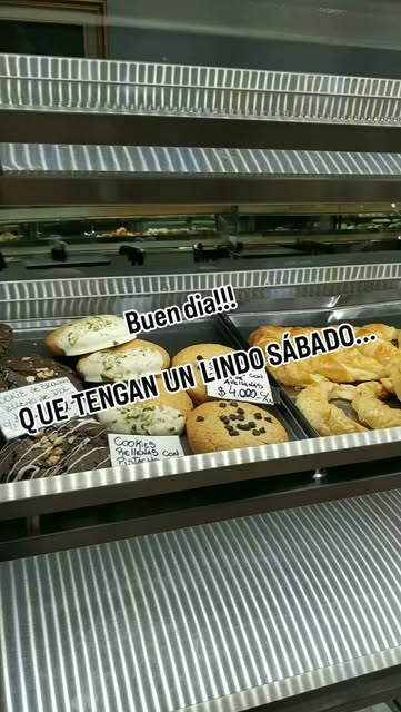 Cookies rellenas y croissants